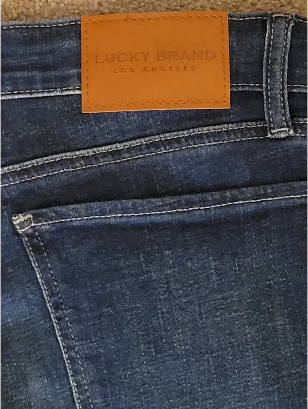Lucky Brand Sweet Mid-Rise Straight Jeans Woman's 12/31R Dark Wash Classic NWT - Picture 7 of 9